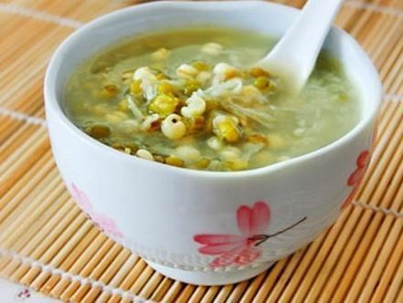 绿豆蛋花汤能治口腔溃疡
