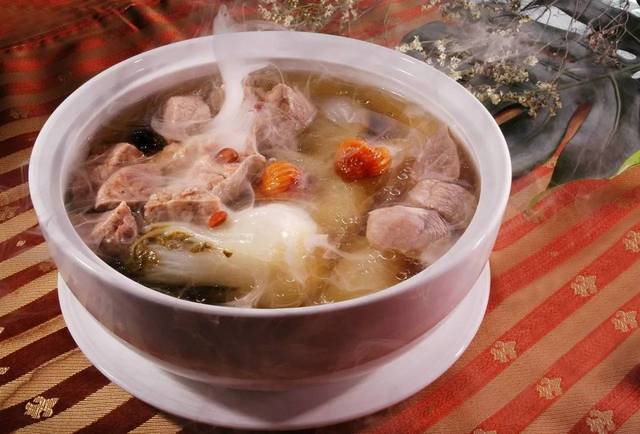 清热去火补肝可以吃桑杏炖猪肺