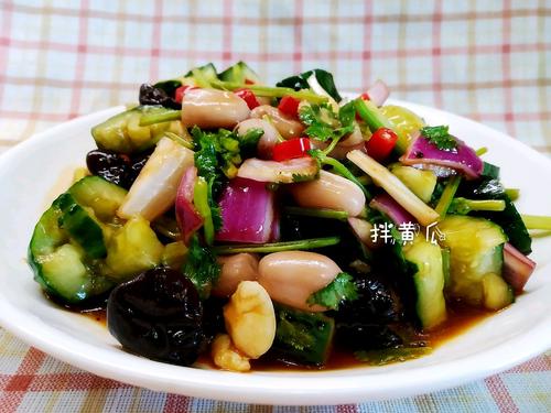 薏米拌黄瓜食疗法