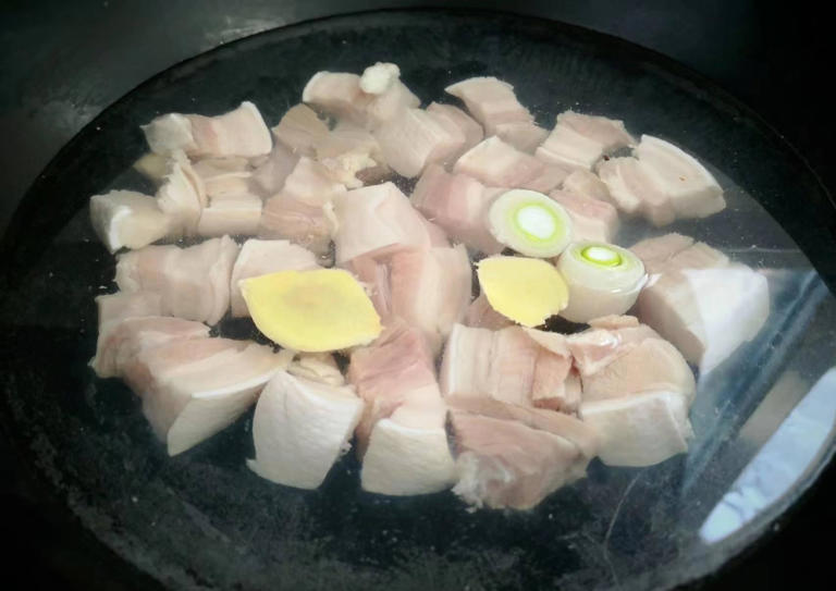 夏天爱吃的3锅炖肉，解馋不长膘，肉烂味浓，一滴汤都不剩！