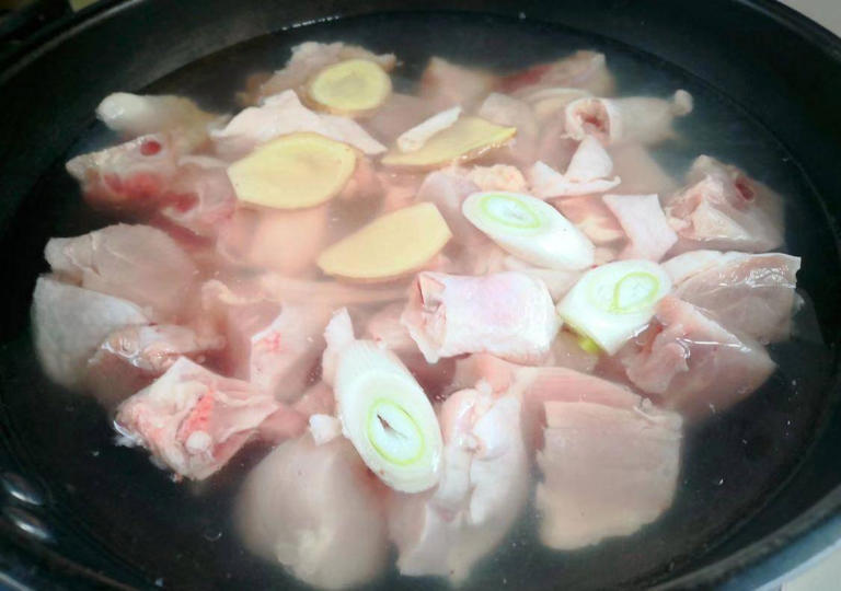 夏天爱吃的3锅炖肉，解馋不长膘，肉烂味浓，一滴汤都不剩！