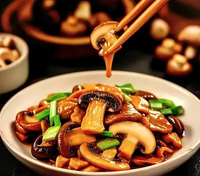 猪头肉炒什么菜比较好吃？分享5种炒菜组合，香气诱人，好吃美味