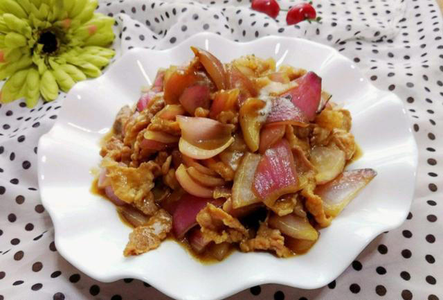 猪头肉炒什么菜比较好吃？分享5种炒菜组合，香气诱人，好吃美味