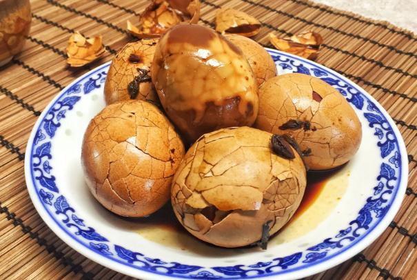 茶叶蛋的做法是什么？茶叶蛋用绿茶煮会苦吗？
