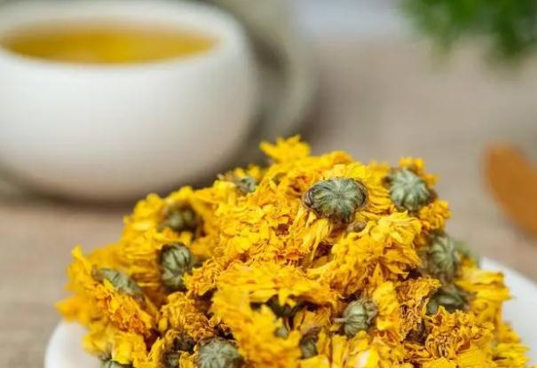 山楂菊可花茶以天天喝吗？菊花茶可以隔夜喝吗？