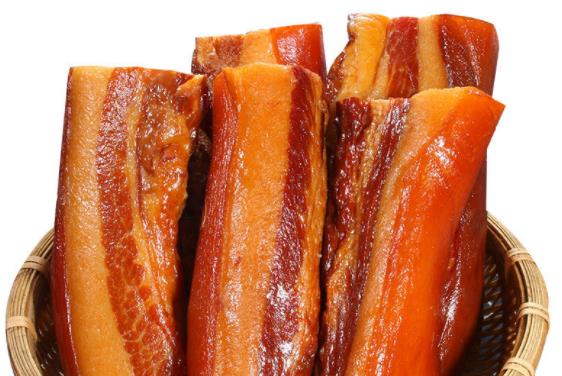 腊肉腌制几天可以晾晒 6-8天左右入味均匀充分
