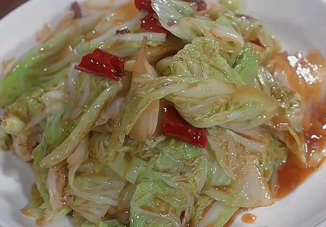 不想吃肉的看过来！这8道素菜，美味又健康，一吃一个不吱声！