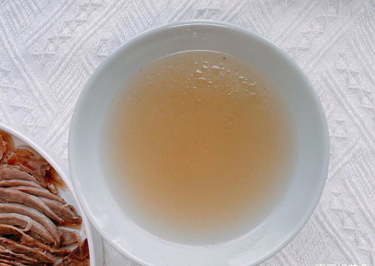 天热没胃口试试这凉菜，低脂肪高蛋白，老少皆宜，补充营养好度夏