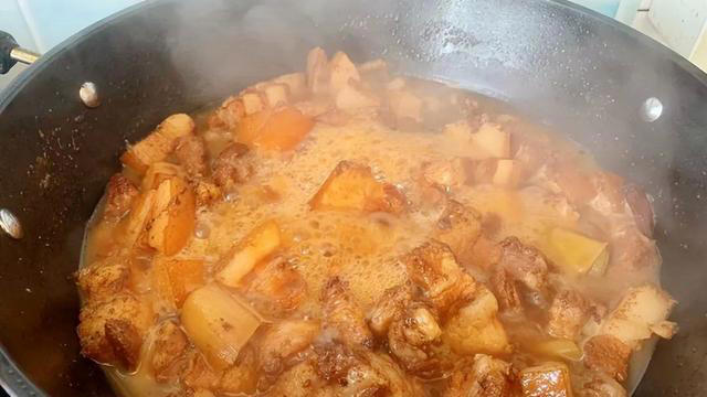不论炖什么肉，都记得加这2种料，肉烂又入味，鲜香美味口感好！