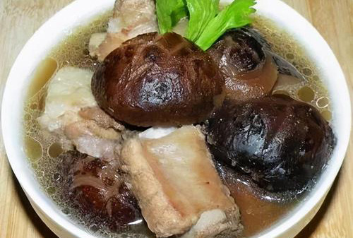 夏枯草闷香菇的食疗制作方法及功效