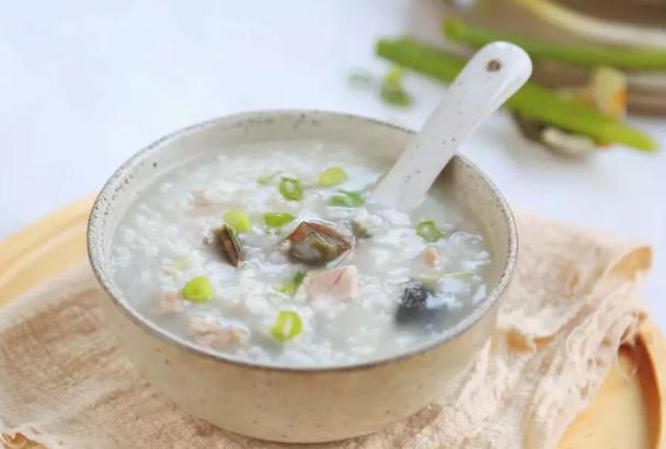 皮蛋瘦肉粥的热量高吗?皮蛋瘦肉粥可以减肥吗?