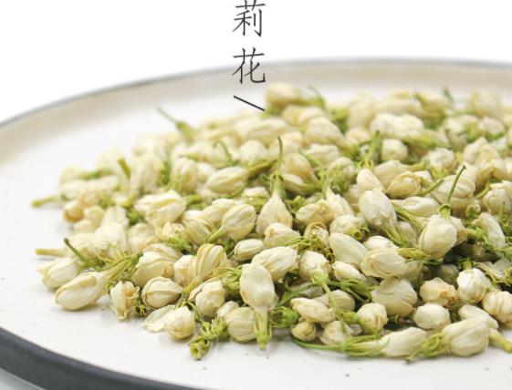茉莉花茶喝多了会怎么样 茉莉茶一次泡几朵