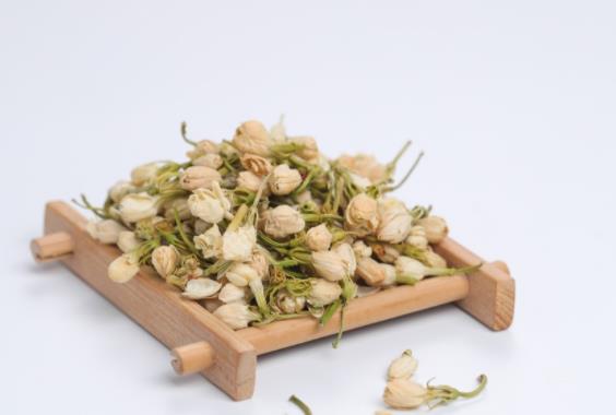 喝茉莉花茶可以放红枣吗 药效不冲突,排毒养肝理气解郁