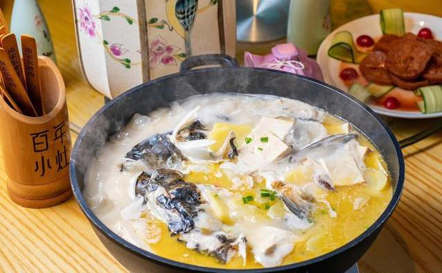 豆腐成本低廉却胜过龙虾鲍鱼，这8道名菜做法简单却藏着万千变化