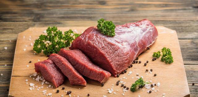 买牛肉时，别管“干”还是“湿”，遇到这5种不买，挑牛肉很简单