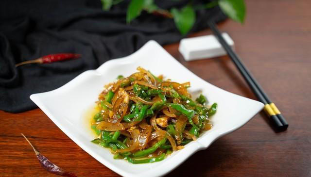 青椒回锅肉怎么做？简单好吃的家常做法