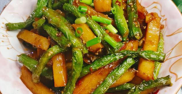 到了饭点不知道做什么? 试试这8道下饭菜，4荤4素，全家都爱吃!