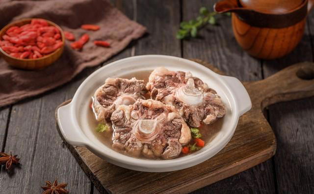 “胆固醇凶手”被揪出，是蛋黄的15倍！医生：很多人天天都在吃