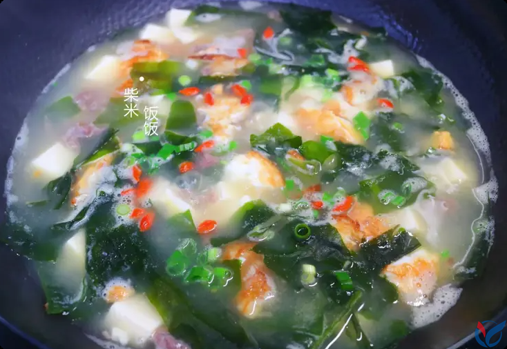 夏天多喝汤，这4样一起煮，鲜香四溢，营养满满