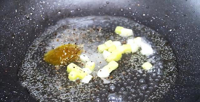 夏季要忌嘴，吃凉不吃寒！建议“少吃2瓜多吃4菜”，营养多元化
