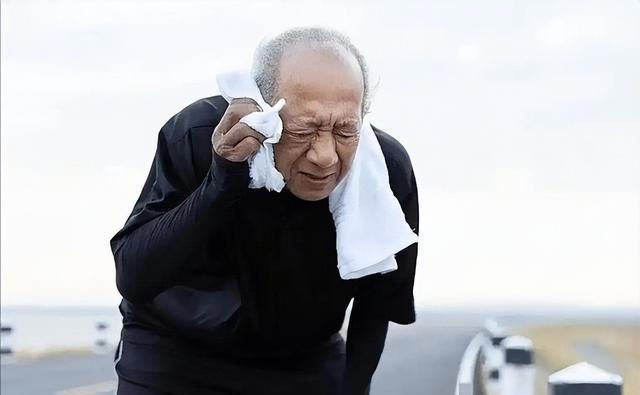 “最佳血压”是多少？医生建议：过50岁以后，血压最好控制这范围