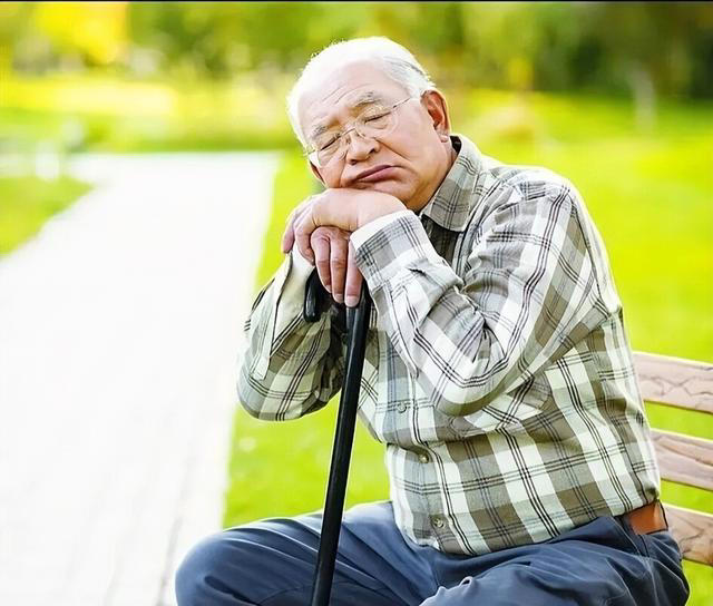 “最佳血压”是多少？医生建议：过50岁以后，血压最好控制这范围
