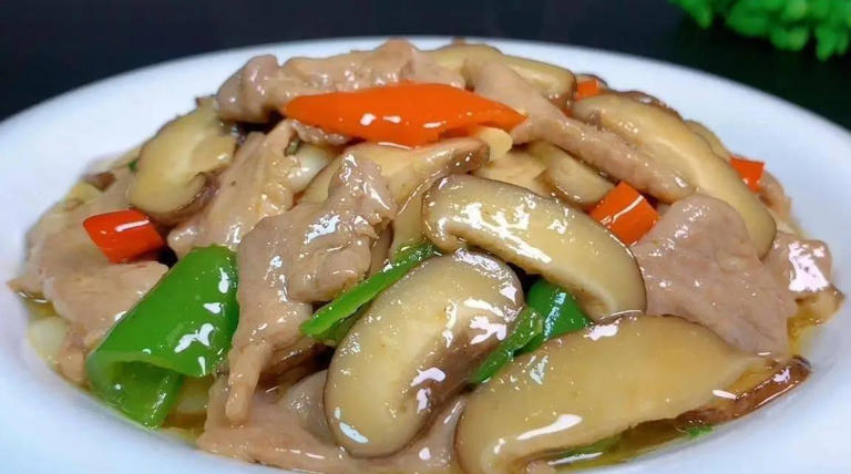 香菇五种做法超简单，荤素搭配香到爆，你家常菜单加了吗？