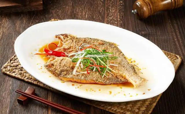 夏天不要太节俭！医生：老年人多吃3种高蛋白食物，提高免疫力