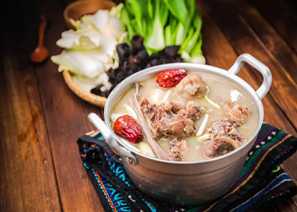 羊肉真是个宝，羊肉对女人子宫的好处还不小