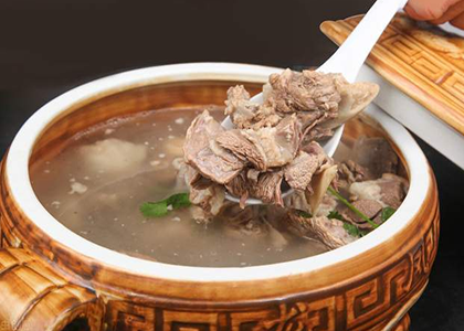 吃羊肉的禁忌是什么？哪些人不适合吃羊肉？