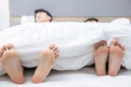 家庭常见问题应急手册33——鸡眼和胼胝（老茧），自己剪还是贴鸡眼膏？