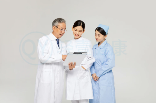 家庭常见问题应急手册55——脚趾踢到门槛了，指甲裂了怎么办？