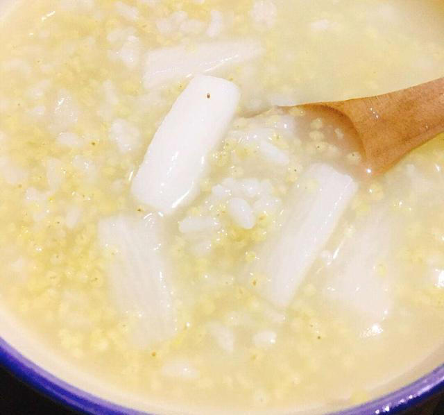 对肾非常好的4种食物，建议中老年：天热多吃，起夜少白天精神好