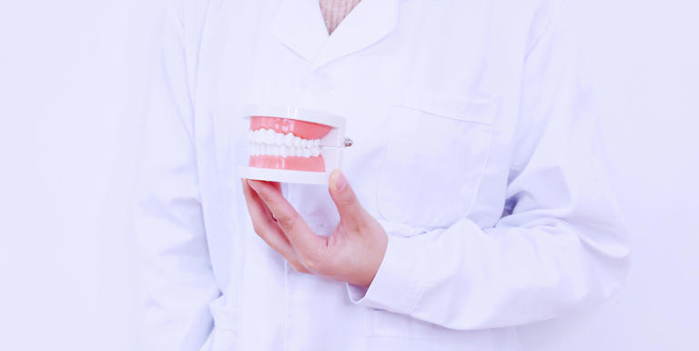 女性身体开始衰老，身体会有这4个特征显现，若都不占，值得庆贺
